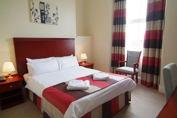 Kensington Hotel Llandudno Bagian luar foto