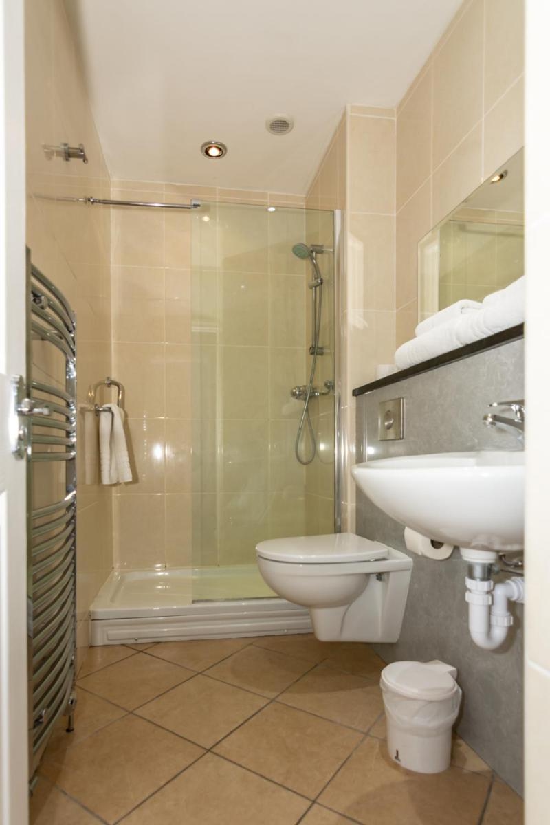 Kensington Hotel Llandudno Bagian luar foto