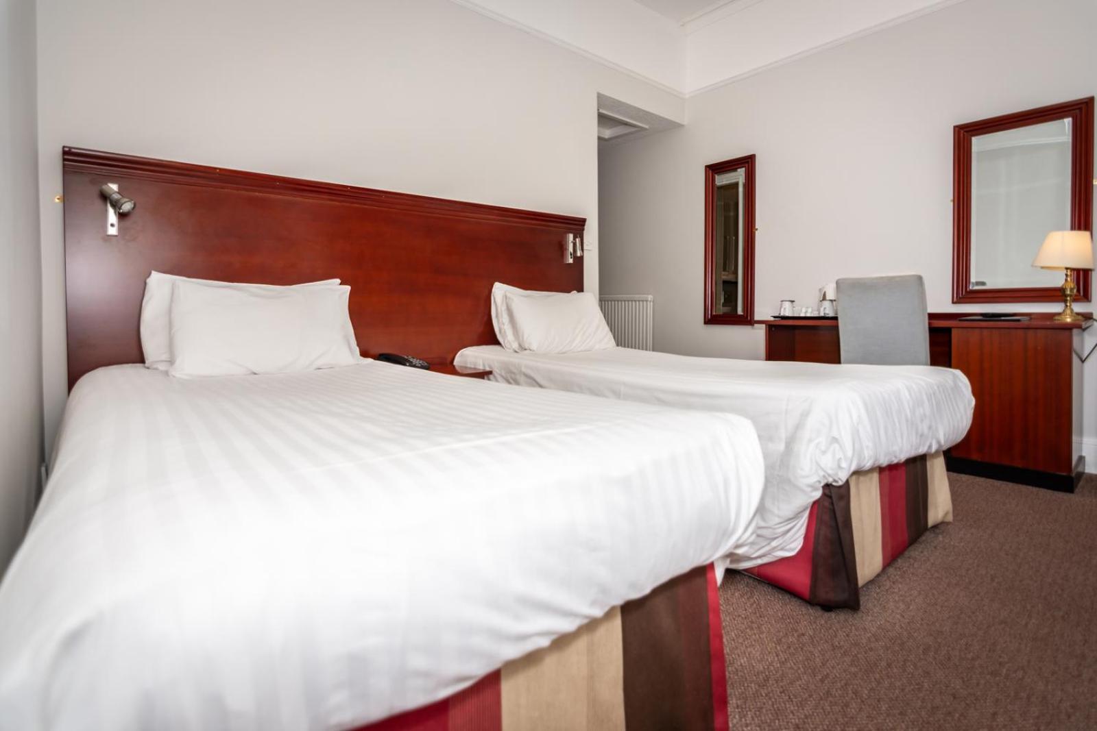 Kensington Hotel Llandudno Bagian luar foto